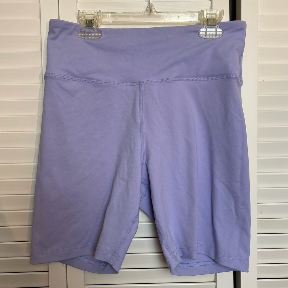 LAHANA Active Archer Biker Short in Periwinkle - Size M - Picture 6 of 6
